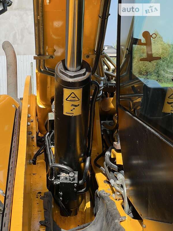 Телескопічні навантажувачі JCB 541-70 2012 в Луцьку