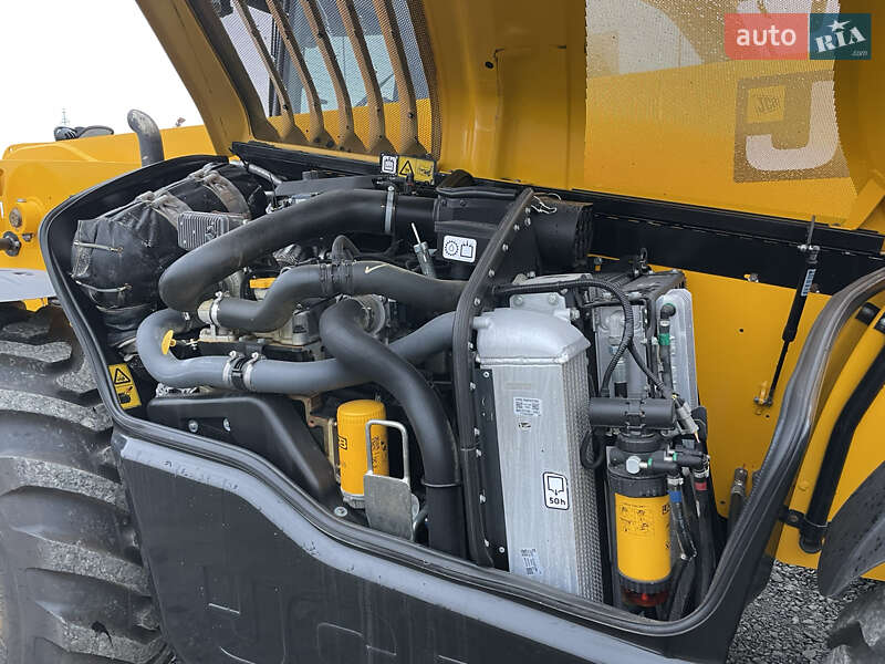 Телескопічні навантажувачі JCB 541-70 2020 в Луцьку