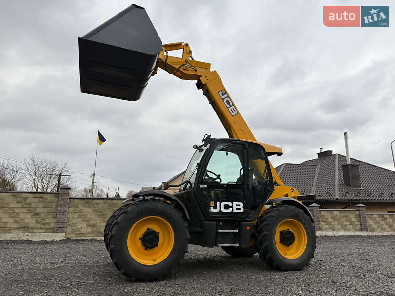 Телескопічні навантажувачі JCB 541-70 2008 в Луцьку