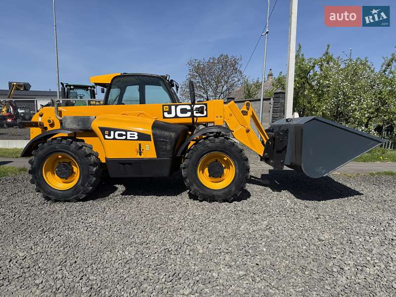 Телескопический погрузчик JCB 541-70 2010 в Луцке