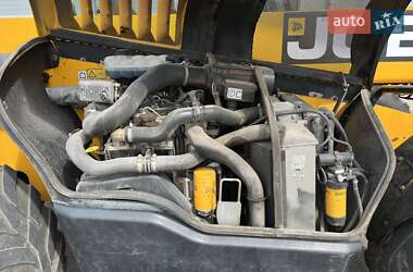 Телескопический погрузчик JCB 541-70 2015 в 