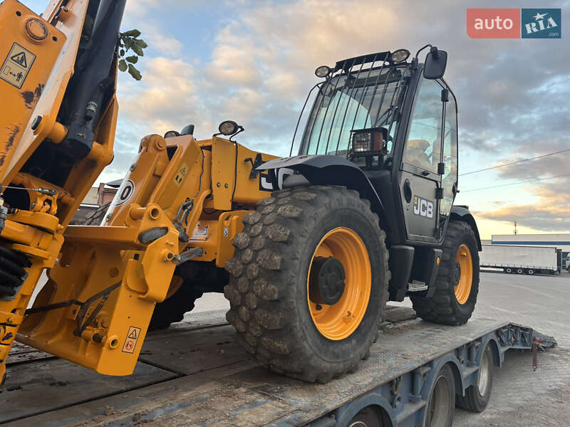 Телескопический погрузчик JCB 541-70 2009 в Львове