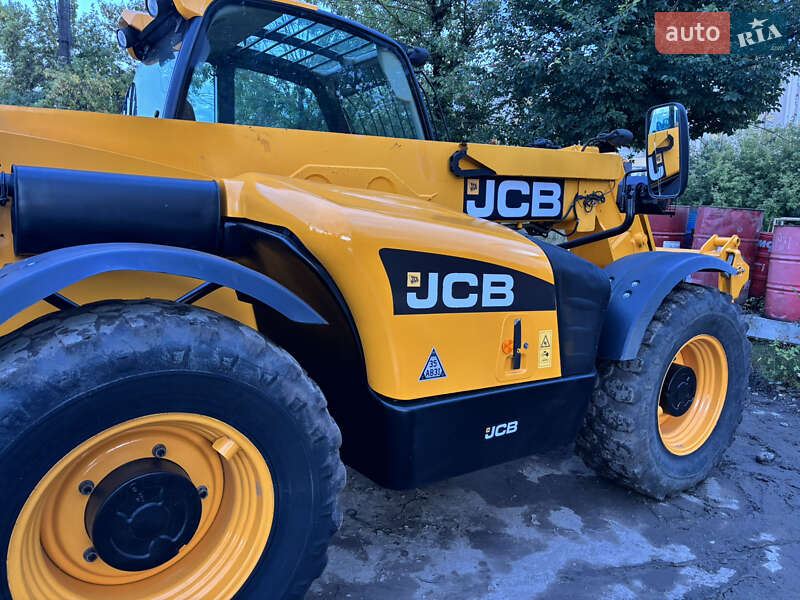 Телескопический погрузчик JCB 541-70 2009 в Львове