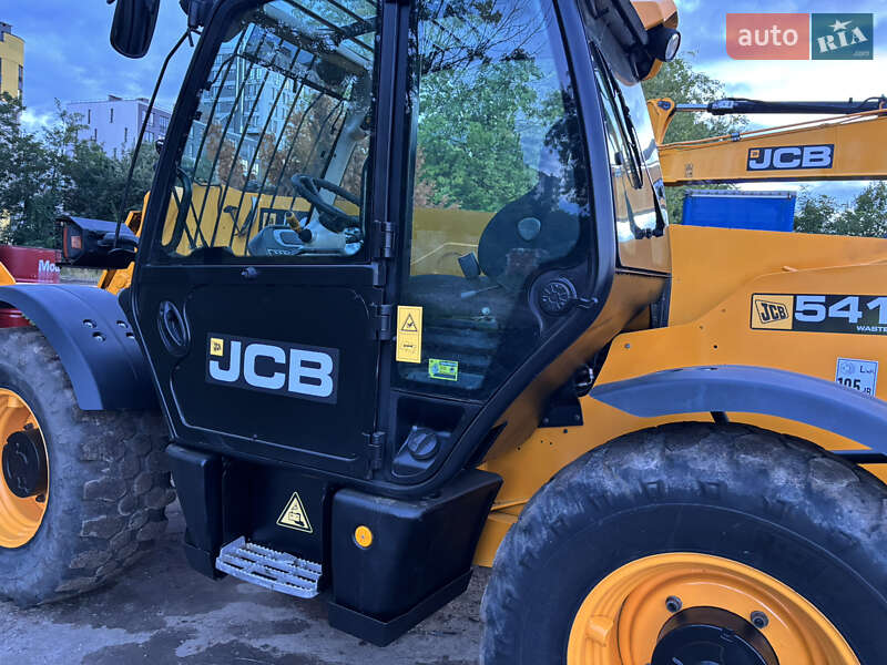 Телескопический погрузчик JCB 541-70 2009 в Львове