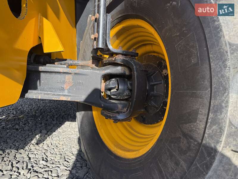 Телескопический погрузчик JCB 541-70 2009 в Луцке
