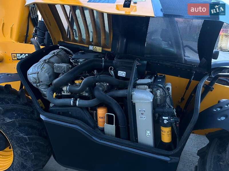 Телескопический погрузчик JCB 541-70 2017 в Луцке
