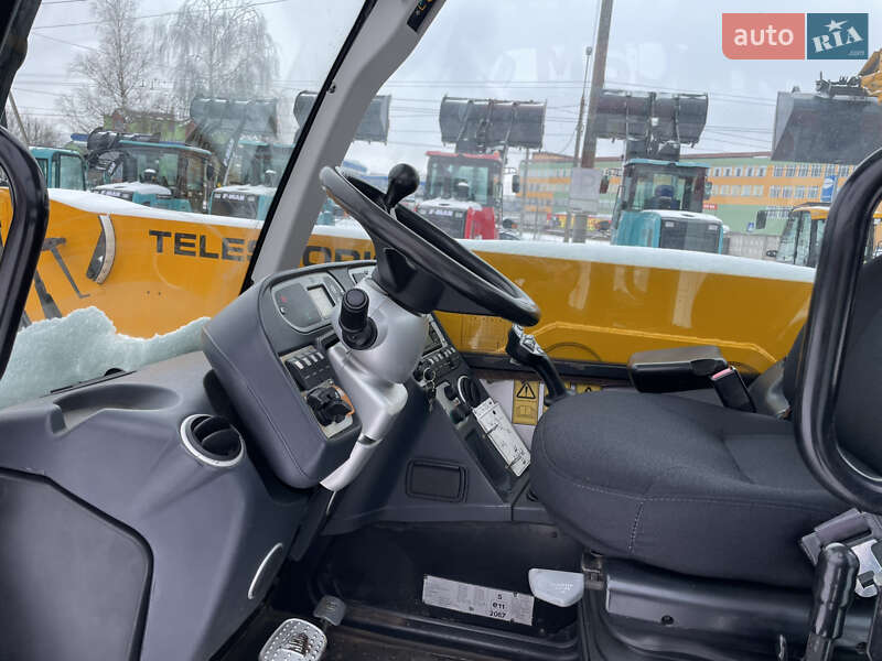 Телескопічні навантажувачі JCB 541-70 2009 в Луцьку