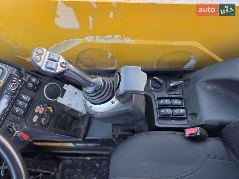 Телескопический погрузчик JCB 541-70 2017 в Ровно фото 11 Телескопический погрузчик JCB 541-70 2017 в Ровно