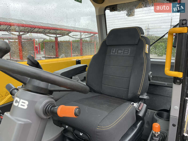 Телескопический погрузчик JCB 542-70 2020 в Луцке