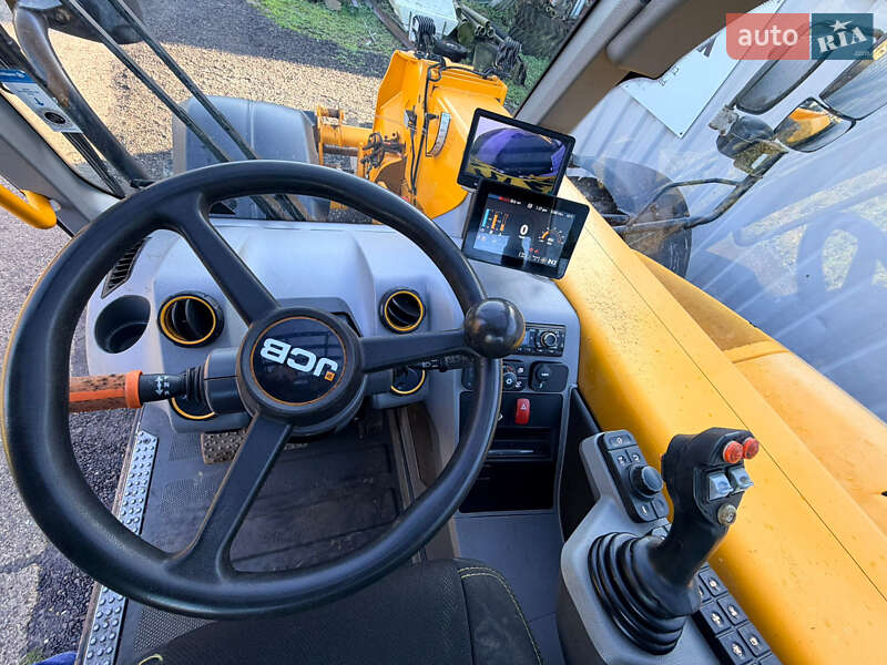 Телескопический погрузчик JCB 560-80 2020 в Киеве фото 7 Телескопический погрузчик JCB 560-80 2020 в Киеве