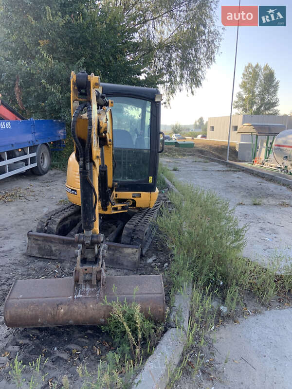 JCB 8025 2009