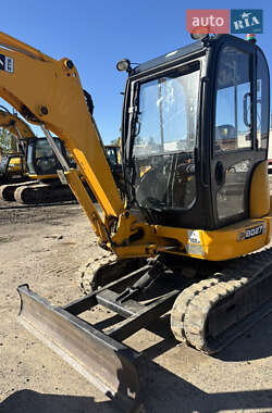Миниэкскаватор JCB 8027 2005 в 