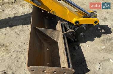 Миниэкскаватор JCB 8030 2013 в Львове