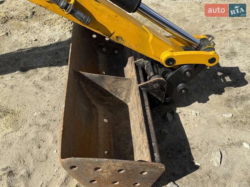 Миниэкскаватор JCB 8030 2013 в Львове
