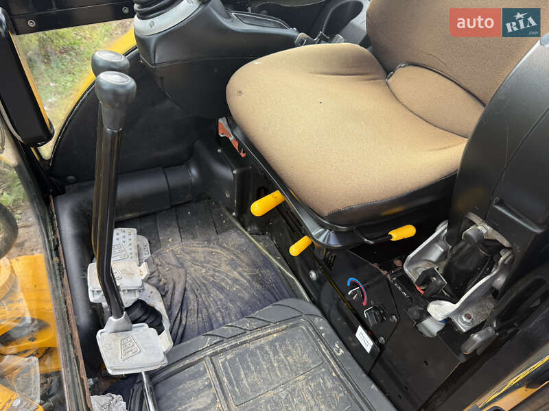 Миниэкскаватор JCB 8035 2014 в Дрогобыче фото 15 Миниэкскаватор JCB 8035 2014 в Дрогобыче