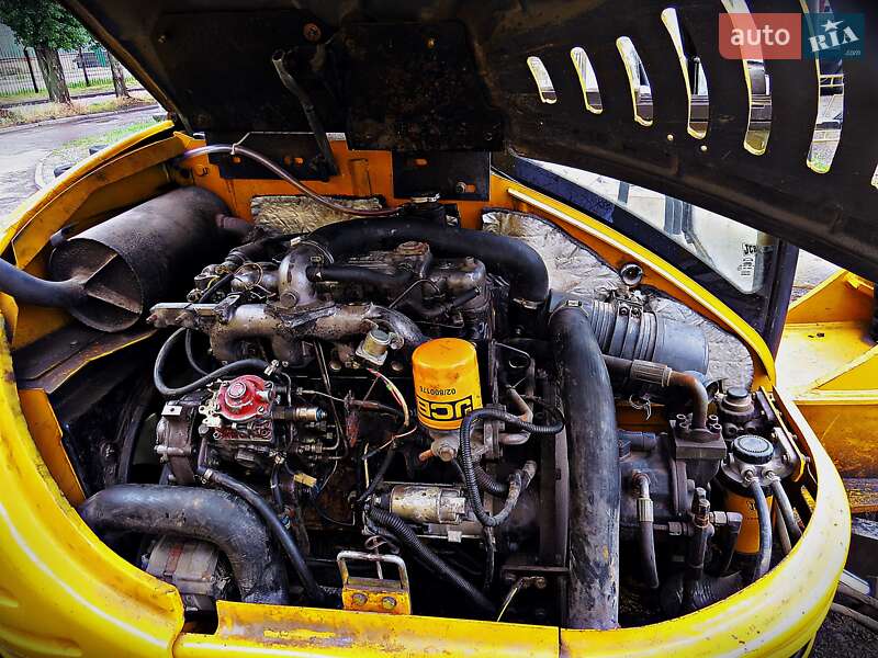 Экскаватор погрузчик JCB 8055 2010 в Черкассах