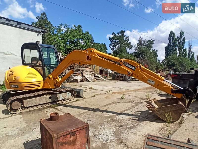Экскаватор погрузчик JCB 8055 2014 в Одессе