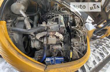Міні-екскаватор JCB 8085 2012 в 