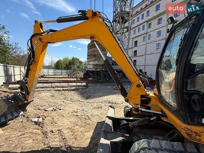 Міні-екскаватор JCB 8085 2012 в Івано-Франківську