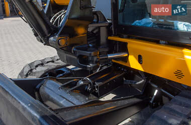Гусеничний екскаватор JCB 85Z-1 2015 в 