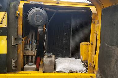 Гусеничний екскаватор JCB JS 130 2007 в 