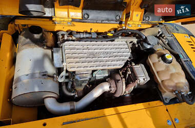 Гусеничный экскаватор JCB JS 130 2016 в Одессе фото 17 Гусеничный экскаватор JCB JS 130 2016 в Одессе