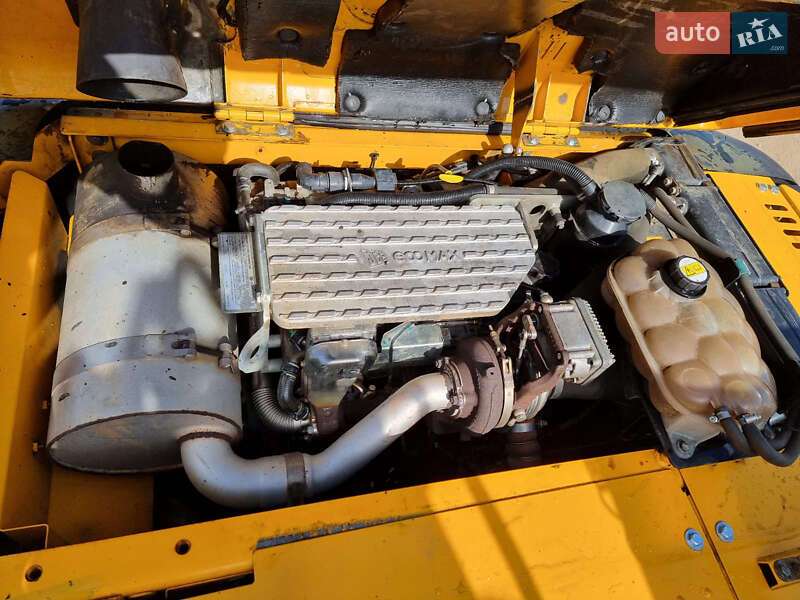 Гусеничный экскаватор JCB JS 130 2016 в Одессе фото 17 Гусеничный экскаватор JCB JS 130 2016 в Одессе