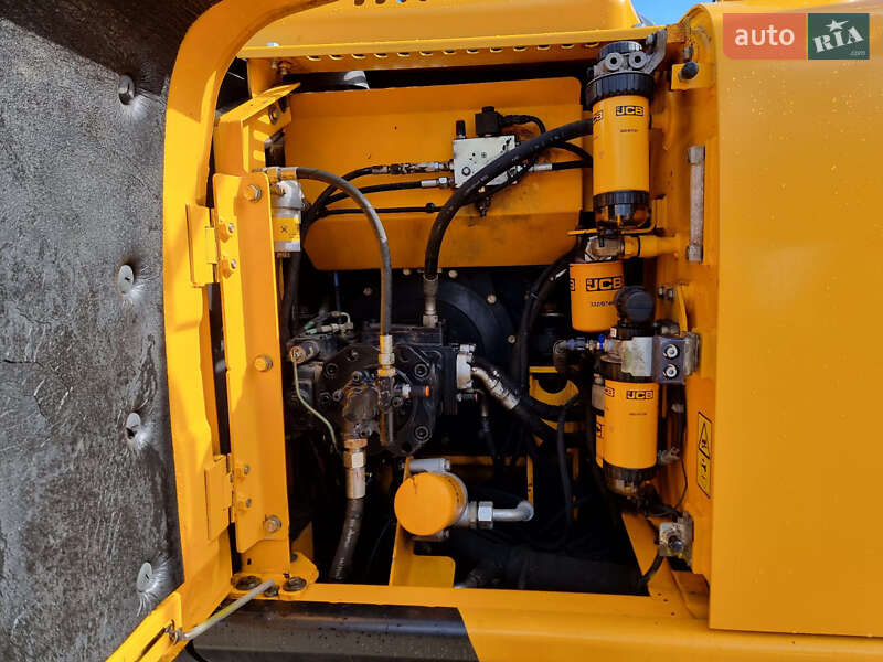 Гусеничный экскаватор JCB JS 130 2016 в Одессе