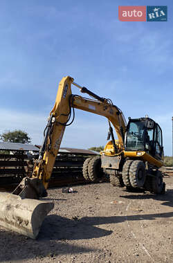 Колесный экскаватор JCB JS 130 2009 в 