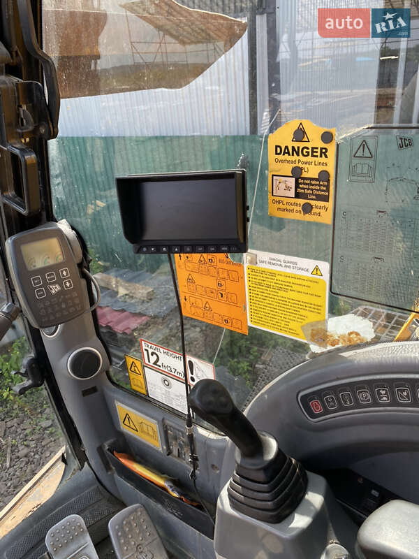 Колесный экскаватор JCB JS 130 2009 в Львове