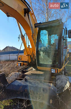 Колесный экскаватор JCB JS 130 2005 в 