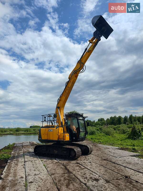 Гусеничний екскаватор JCB JS 130 2018 в 