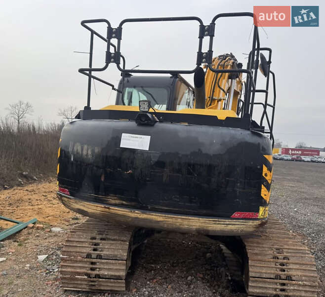 Гусеничний екскаватор JCB JS 130 2018 в Косові