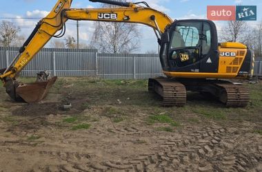 Екскаватор навантажувач JCB JS 130 2016 в Рівному