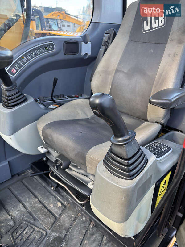 Колісний екскаватор JCB JS 145 2008 в Львові фото 27 Колісний екскаватор JCB JS 145 2008 в Львові