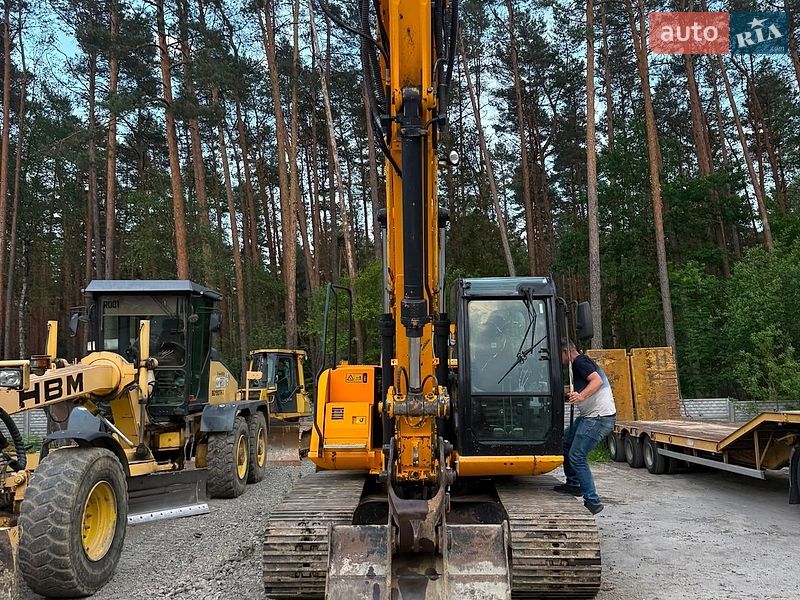 Гусеничный экскаватор JCB JS 145 2012 в Львове