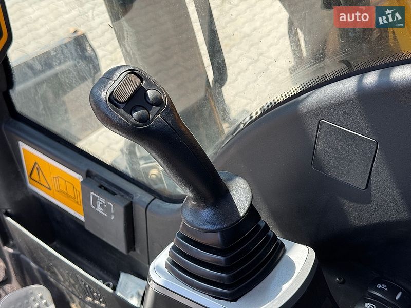 Колесный экскаватор JCB JS 145 2019 в Ровно