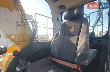 Колесный экскаватор JCB JS 160 2017 в Ровно