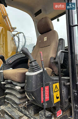 Гусеничний екскаватор JCB JS 160 2011 в 