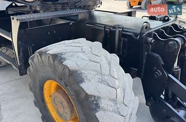 Колісний екскаватор JCB JS 160 2017 в 