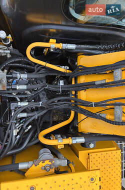 Колесный экскаватор JCB JS 160 2016 в 
