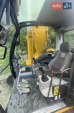 Гусеничный экскаватор JCB JS 160 2007 в 