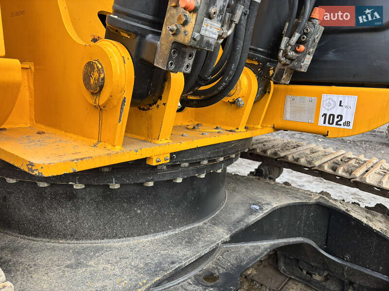 Гусеничный экскаватор JCB JS 160 2011 в Львове