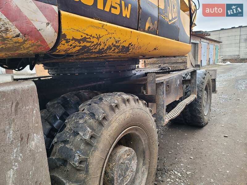 Колесный экскаватор JCB JS 175 2002 в Виннице
