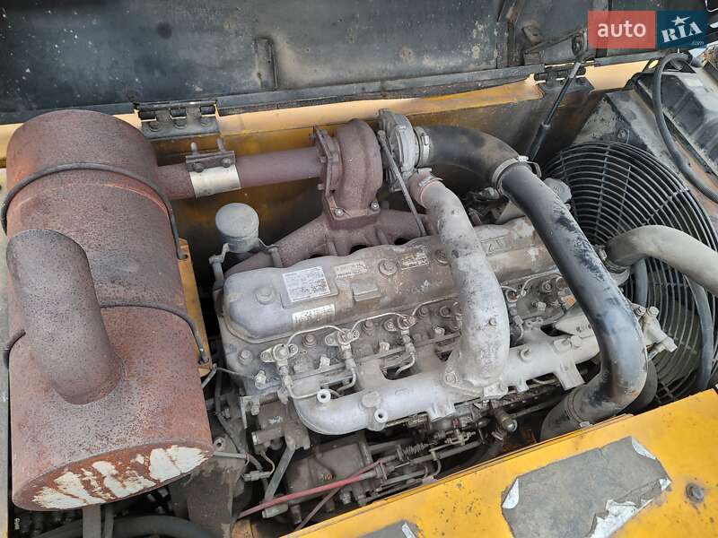 Колесный экскаватор JCB JS 175 2002 в Виннице