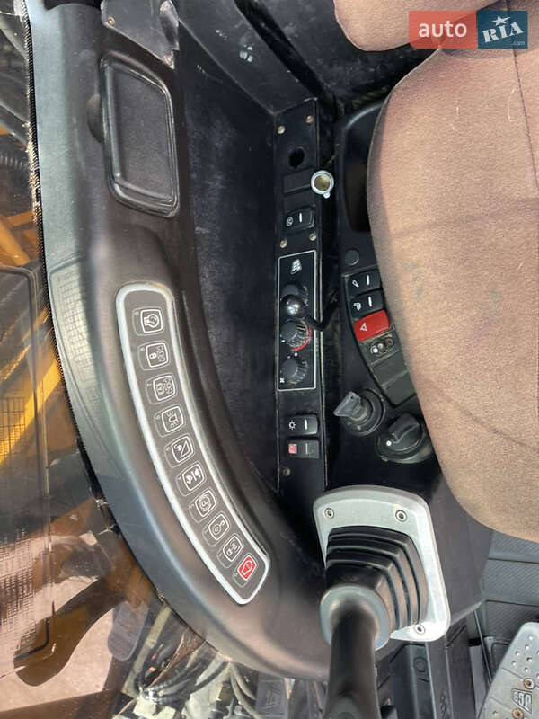 Колесный экскаватор JCB JS 175 2012 в Чернигове