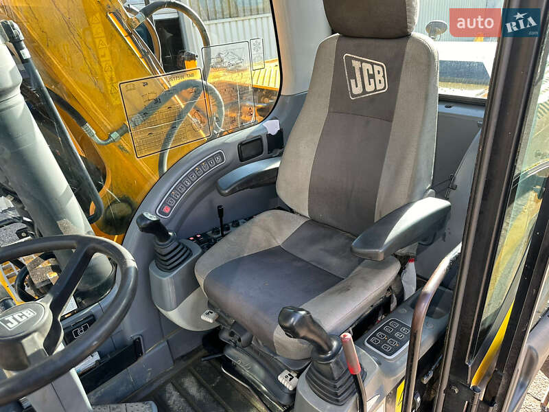 Колесный экскаватор JCB JS 175 2008 в Киеве