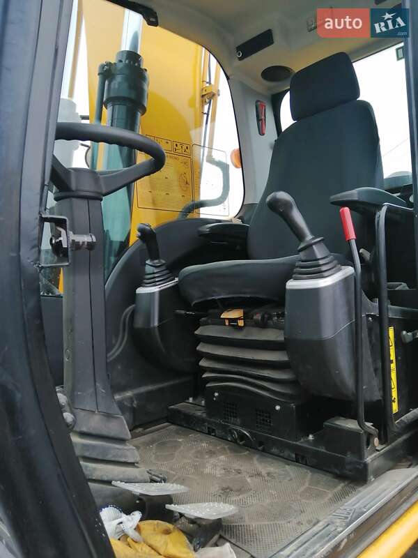 Екскаватор навантажувач JCB JS 175 2020 в Полтаві