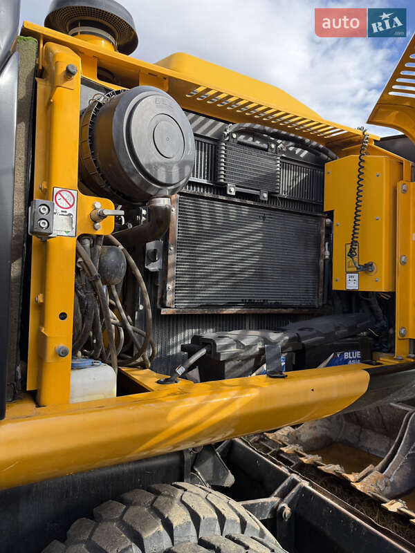 Колесный экскаватор JCB JS 175 2015 в Виноградове