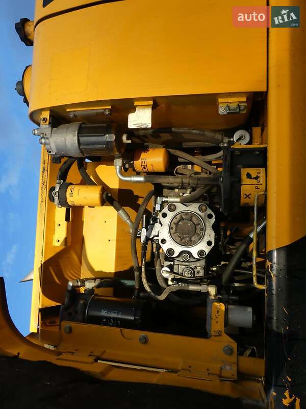 Колісний екскаватор JCB JS 175 2010 в Києві фото 14 Колісний екскаватор JCB JS 175 2010 в Києві